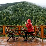 فندق Zatisi Špindlerŭv Mlýn