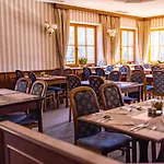 Zatisi Hotel 3*