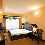 Zatisi Hotel
