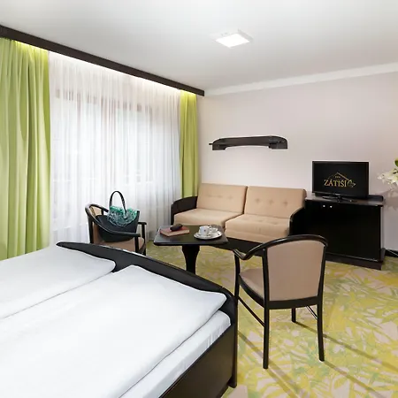 Zatisi Spindleruv Mlyn